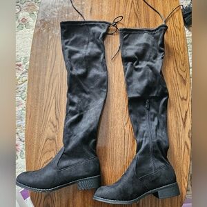 Nature Breeze Black Over-the-Knee Stretch Boots